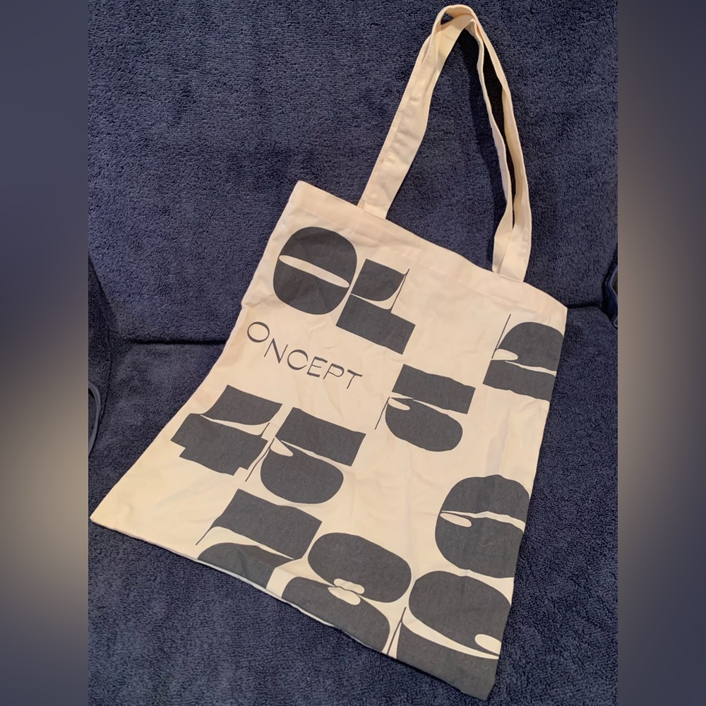 New! Oncept cream and black graphic canvas tote
